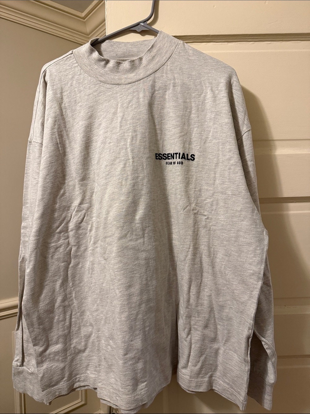Essentials Fear of God Men's Light Gray Long Sleeve Tee